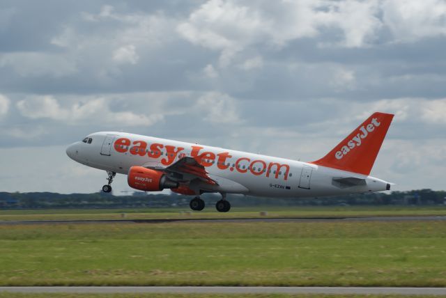 Airbus A319 (G-EZAV) - EasyJet A319-111 cn2803