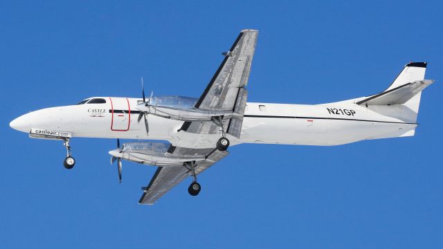 Fairchild Dornier SA-227DC Metro (N21GP) - N21GP arriving from Bedford 24 hours removed from the first major snowstorm of the winter