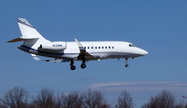 Dassault Falcon 2000 (N12MW) - On final is this 2004 Dassault Falcon 2000EX in the Winter of 2019.