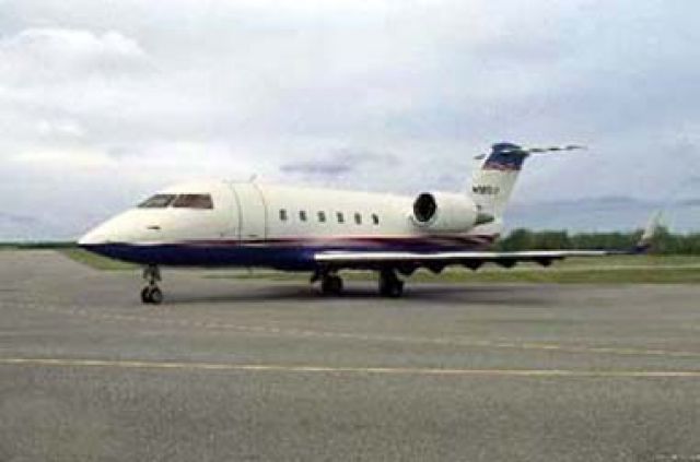 Canadair Challenger (N888AZ)