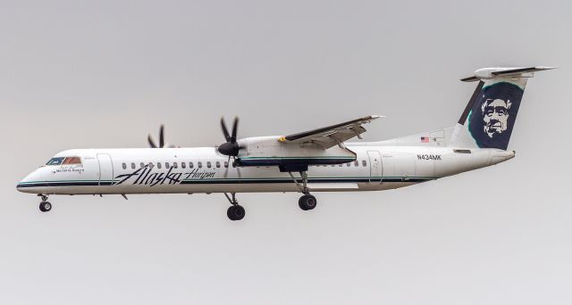 de Havilland Dash 8-400 (N434MK)