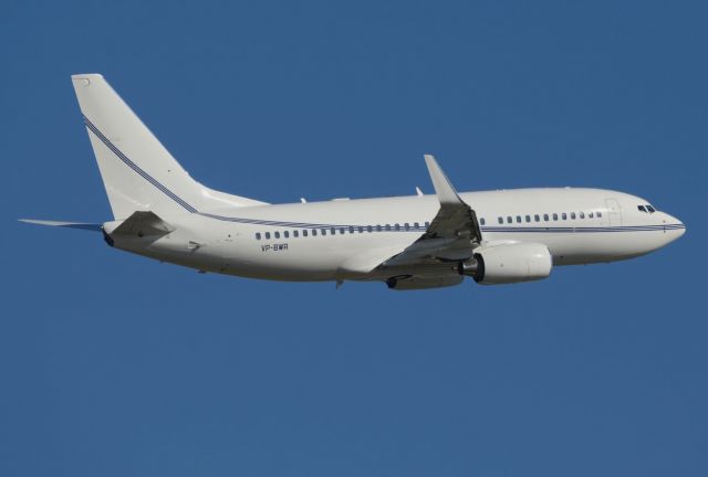 Boeing 737-700 (VP-BWR)