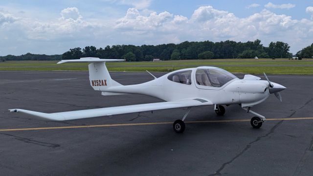 Diamond Star (N252AX) - parked 2025-06-05