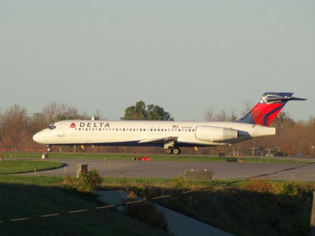 Boeing 717-200 (N919AT)