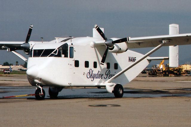 Short Skyvan (N4NE) - Jan. 2005 - Skydive Perris. Scanned from a print.