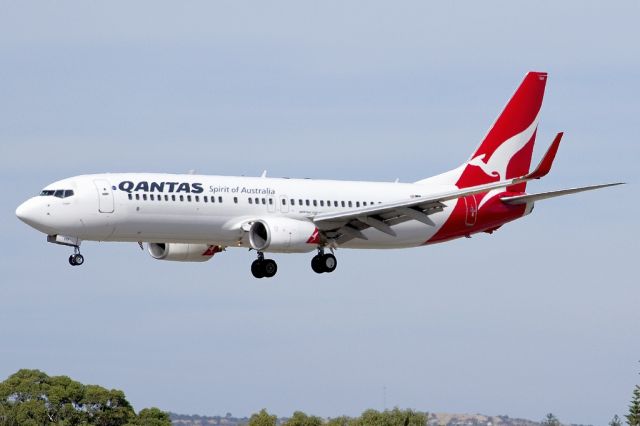 Boeing 737-800 (VH-VXP) - On taxi-way heading for take off on runway 05. Friday 19th April 2013.