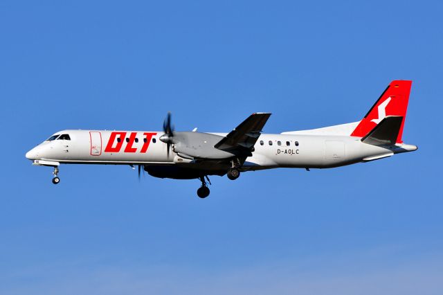 Saab 2000 (D-AOLC) - RWY24