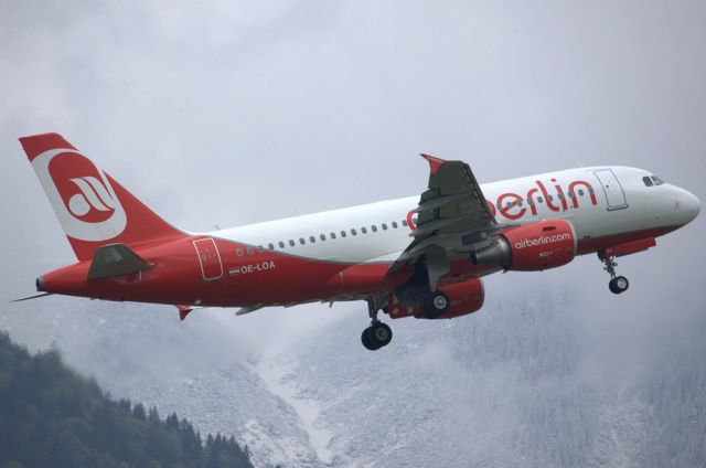 Airbus A319 (OE-LOA)