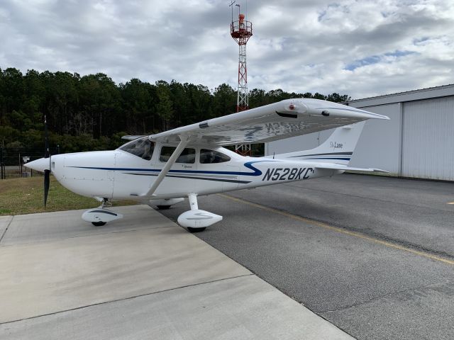 Cessna Skylane (N528KC)