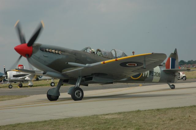 SUPERMARINE Spitfire —