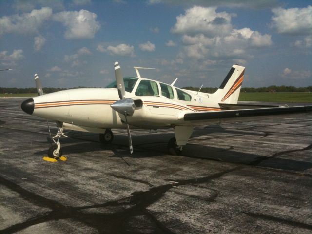 Beechcraft 55 Baron (N71GG)