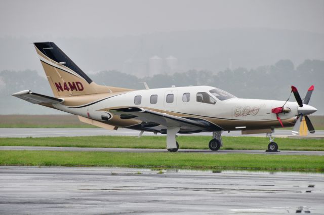 N4MD — - Seen at KFDK on 5/12/2010.  Raining.    a href=http://discussions.flightaware.com/profile.php?mode=viewprofile&u=269247  [ concord977 profile ]/a