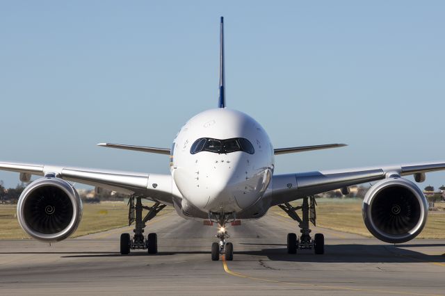 9V-SHA — - Singapore flight SQ279 taxis in after landing on runway 23 ahead of schedule. 