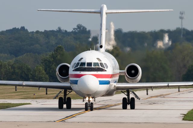 Douglas DC-9-10 (N785TW) - Classic DC9 taxiing in at Purdue. Great to see this 50+ year old jet still flying!