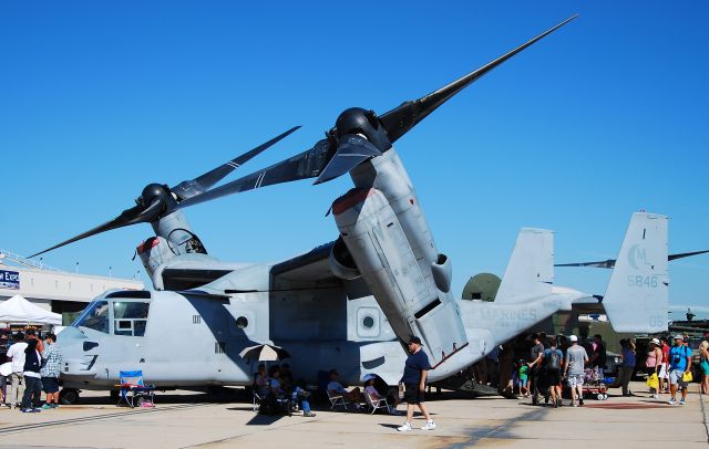 Bell V-22 Osprey (16-5846) - 165846 EH-06 Bell-Boeing MV-22B Osprey C/N D0032 VMM-764 - Marine Corps Air Station Miramar (MCAS Miramar) (IATA: NKX, ICAO: KNKX, FAA LID: NKX)br /Photo:  Tomás Del Corobr /Miramar Air Show 2014br /October 4, 2014