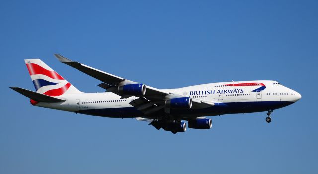 Boeing 747-400 (G-BYGB) - Taken from the Threshold of 29L