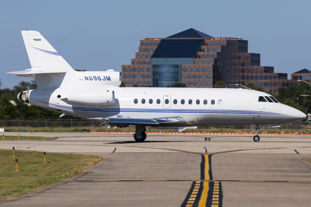 Dassault Falcon 900 (N696JM)