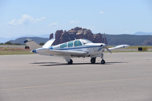 Beechcraft 35 Bonanza (N68LJ)