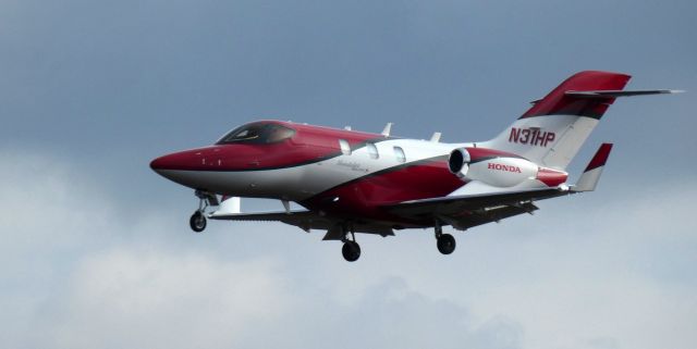 Honda HondaJet (N31HP) - On short final is this 2022 Honda HA-420 HondaJet in the Winter of 2023.