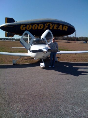 Cirrus SR-20 (N747AY)