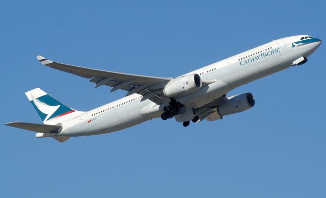 Airbus A330-300 (B-HLS)