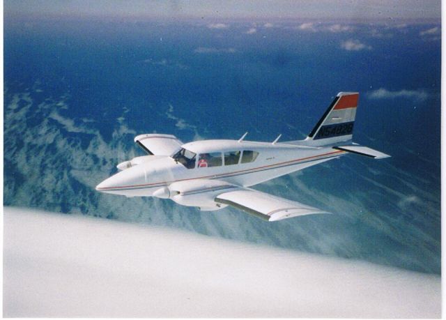 Piper Aztec (N54828)