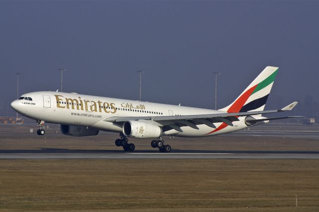 Airbus A330-200 (A6-EKS) - Airbus A330-243  Emirates  EDDM Munich Airport Germany  12.January 2009