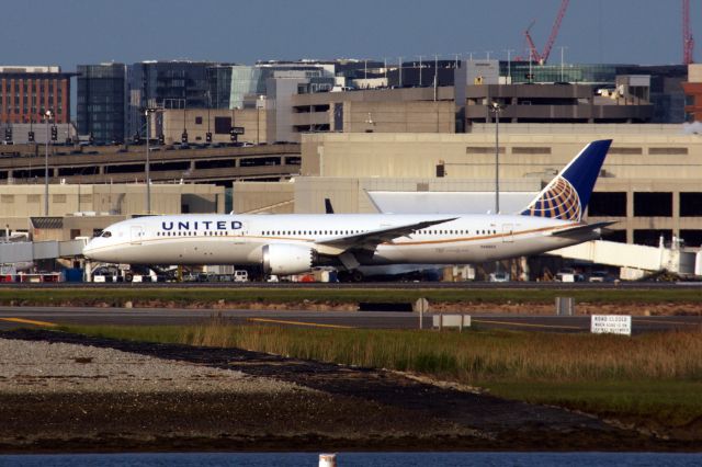 Boeing 787-9 Dreamliner (N36962) - Diversion to BOS on 5/24/23.