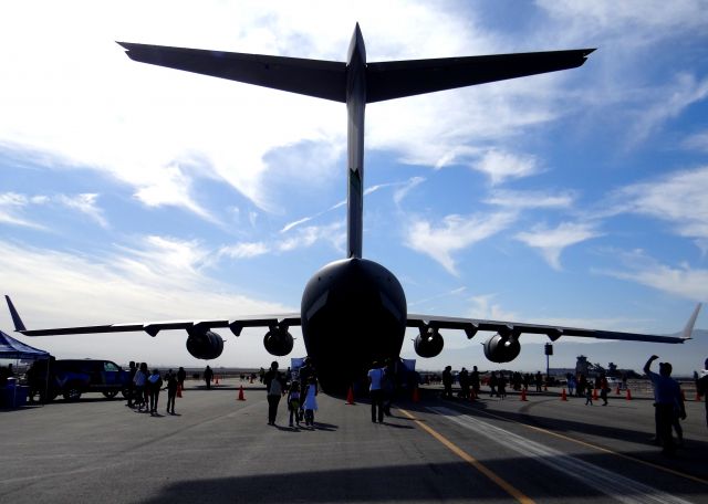 Boeing Globemaster III (00-0183) - At the Salinas Airshow 2012.