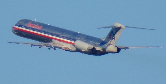 McDonnell Douglas MD-83 (N9618A)