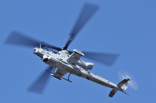 — — - US MARINES - Bell AH-1W Super Cobra - flying by the California Science Center in Los Angeles, California on Sept. 16, 2016.