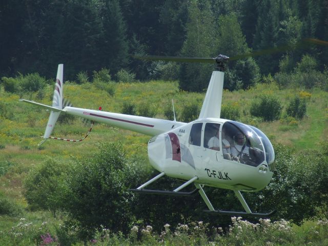 Robinson R-44 (C-FJLK)