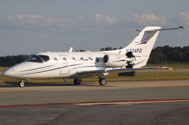 Beechcraft Beechjet (N224FD) - 2001 Hawker Beechcraft 400A Beechjet departing to KPIE. Photo taken on 10/1/2020.