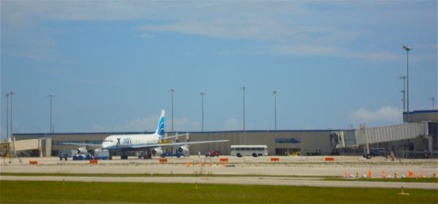 McDonnell Douglas DC-8-60 (N799AL)