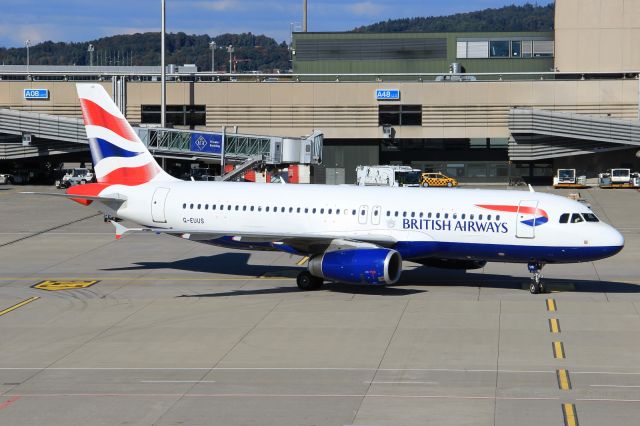 Airbus A320 (G-EUUS)