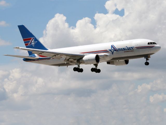 BOEING 767-200 (N741AX) - Amerijets Boeing 767 freighter.