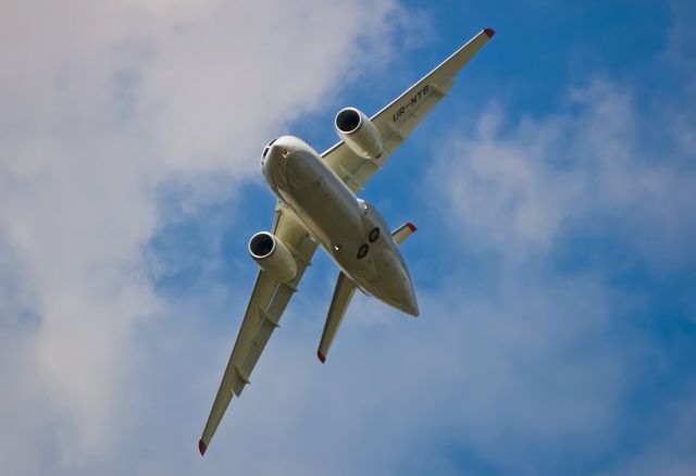 Antonov An-148 (UR-NTB)