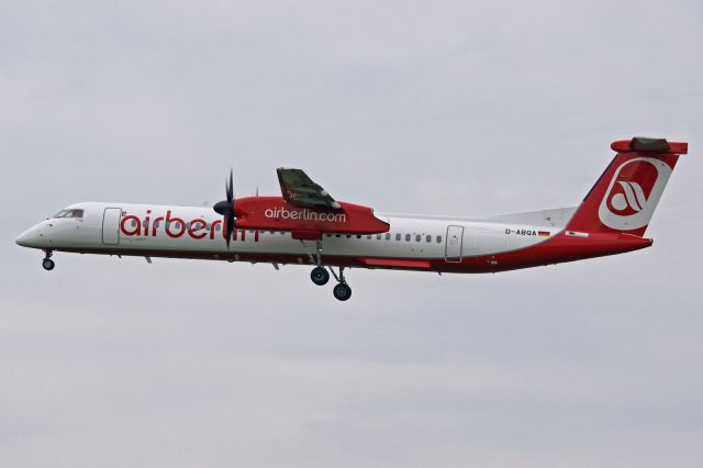 de Havilland Dash 8-400 (D-ABQA)