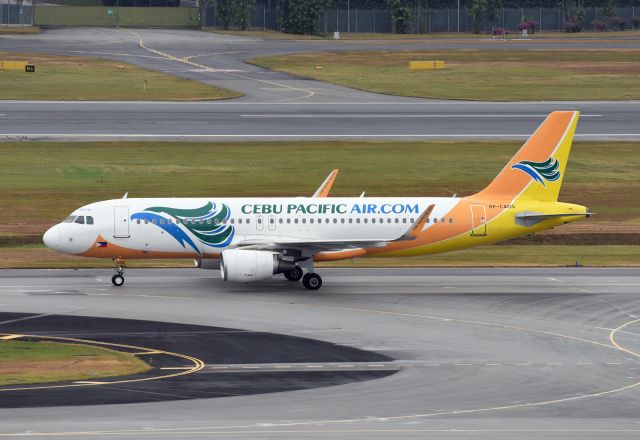 Airbus A320 (RP-C4105)
