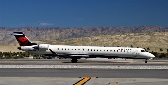 Canadair Regional Jet CRJ-900 (N813SK)