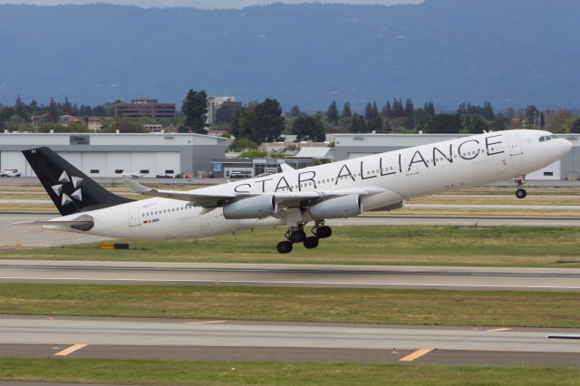 Airbus A340-300 (D-AIFA)