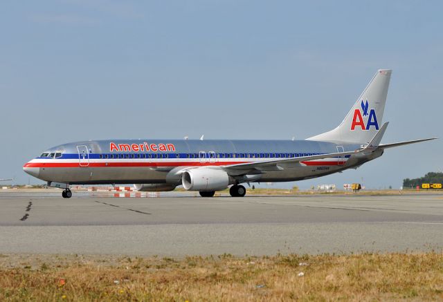 Boeing 737-800 (N865NN)
