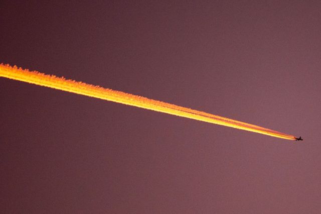 Piper Aerostar (UNKNOWN) - 12/9/12:  an unknown four-engine airliner leaving a gorgeous contrail across Miami-Dade county after sunset.  I couldn't find the flight on three flight tracking sites.