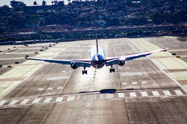 BOEING 767-300 — - Taken while standing on "the parking garage" (if youve flown into KSAN you know what I mean)br /br /br /a rel=nofollow href=http://www.thePilotsEye.comwww.thePilotsEye.com/a