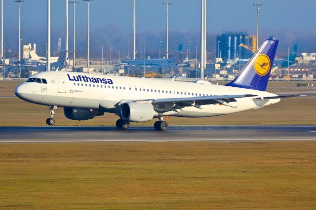 Airbus A320 (D-AIZF)