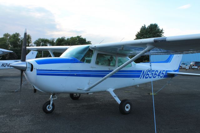 Cessna Skyhawk (N65645) - Parked at dusk on Labor Day.