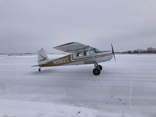 Cessna Commuter (N1982Z) - C150 with C140 gear conversion. Winter Ramp shot. 