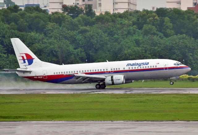 BOEING 737-400 (9M-MQF)