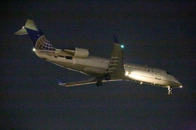Canadair Regional Jet CRJ-200 (N472CA)
