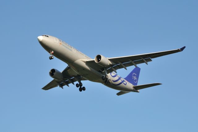 Airbus A330-200 (VN-A371) - 2011/9/10